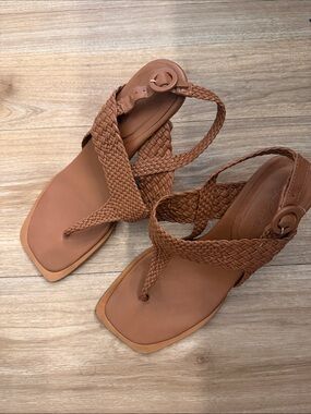 Braided Thong Sandals with Square Toe in Cognac